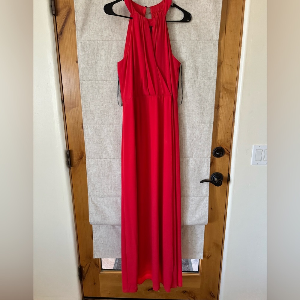 Sleeveless vince camuto chiffon dress keyhole maxi dress